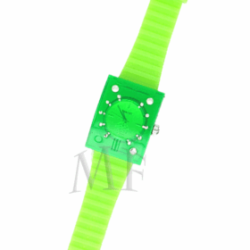 Disco une montre originale et fun, avec bracelet silicone et cristaux brillants.