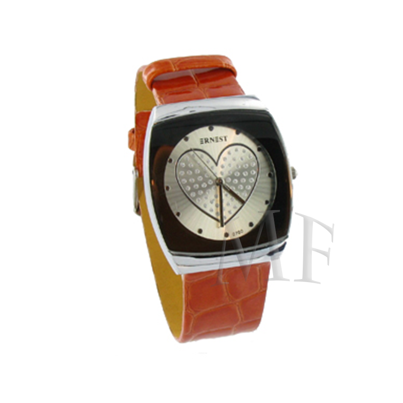 montre femme motif coeur