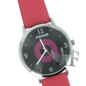 montre square une montre bracelet fushia pour femme