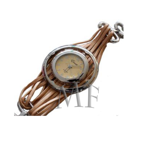 montre femme avec laniere couleur beige