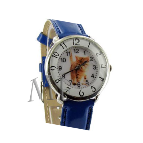 montre bracelet bleu motif petit chat lecture de l'heure facile