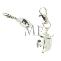 Coccinelle montre porte clef fantaisie coeurs argenté – Image 2